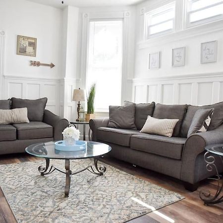 Perfect Pittsburgh Home Close To City & Airport Extérieur photo