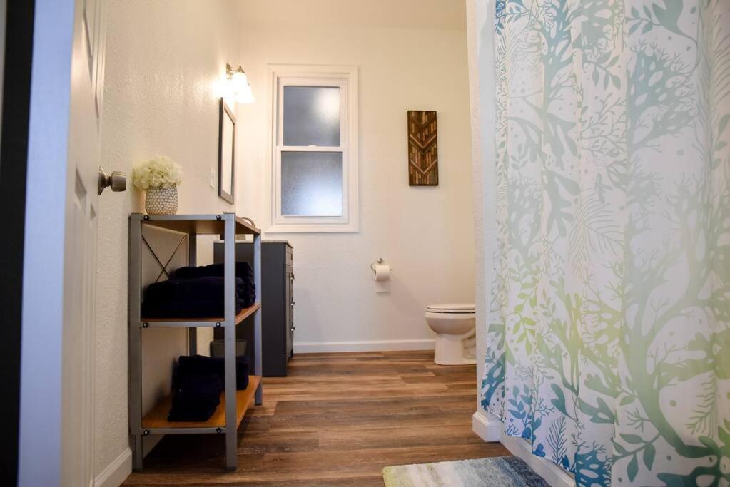 Perfect Pittsburgh Home Close To City & Airport Extérieur photo