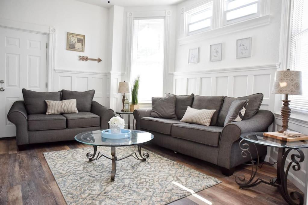 Perfect Pittsburgh Home Close To City & Airport Extérieur photo
